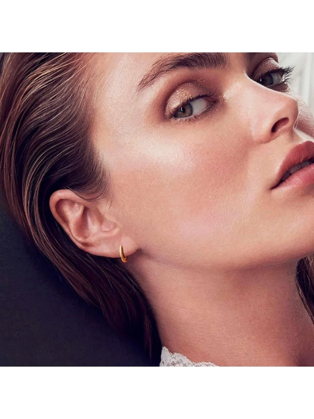 14K Gold Small Huggie Hoop Earrings - Elegant Everyday Jewelry, Lightweight